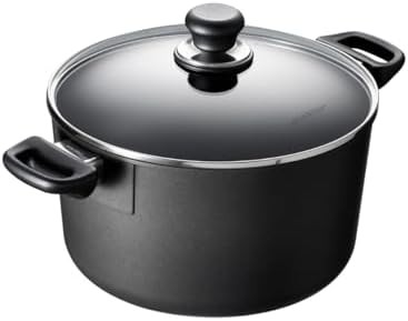 Classic 7 quart black non stick dutch oven