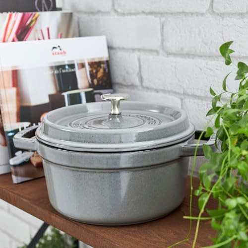 Graphite grey round cast iron dutch oven — photo 4