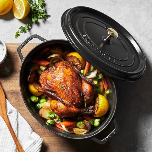 Large matte black oval cast iron cocotte — photo 5
