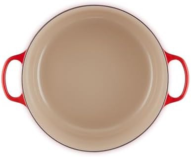 Cerise red round enameled cast iron dutch oven — photo 3
