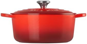Cerise red round cast iron dutch oven 5.5 qt — photo 4
