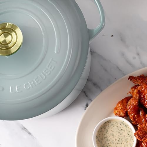 Sea salt green deep round dutch oven with gold knob — photo 4