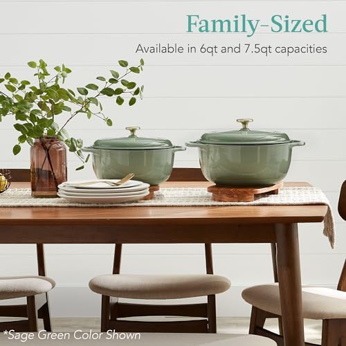 Sage green 7.5 quart round Dutch oven — photo 4