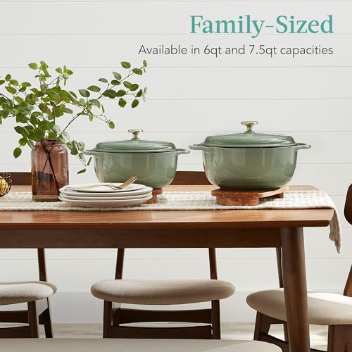 Sage green 6 quart round Dutch oven — photo 4