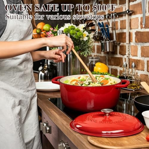 Red enameled cast iron six quart pot — photo 4