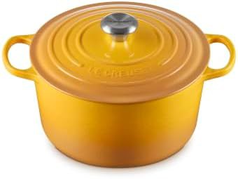 Deep round enameled oven in nectar yellow